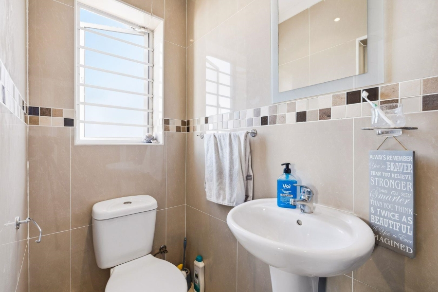 3 Bedroom Property for Sale in Edgemead Western Cape